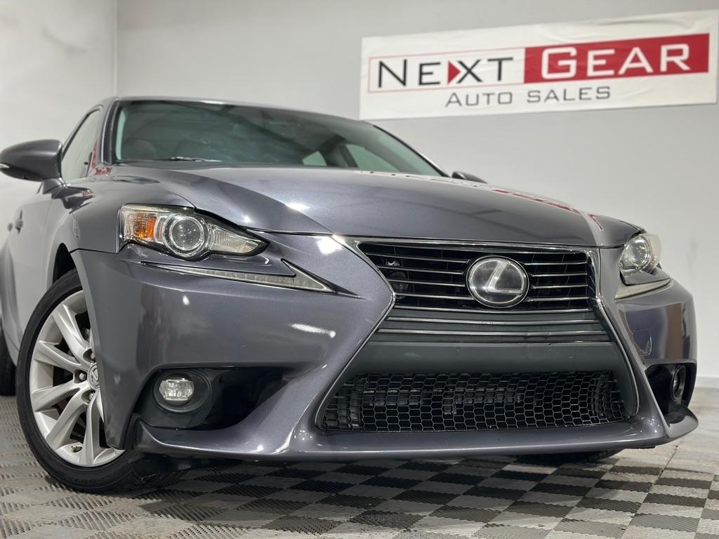 Lexus IS 250 RWD 2015