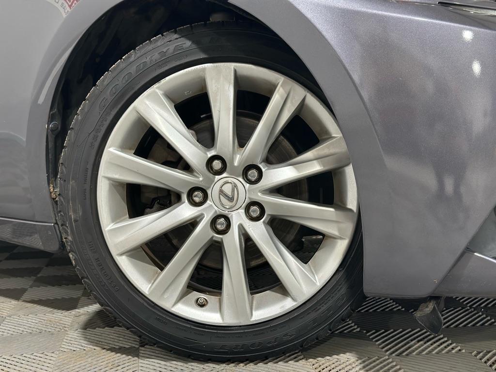 Lexus IS 250 RWD 2015