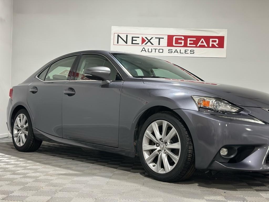 Lexus IS 250 RWD 2015