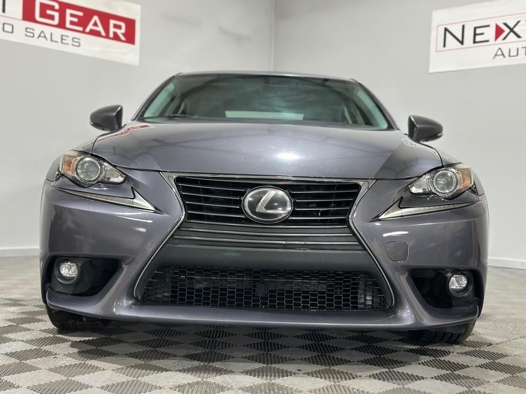 Lexus IS 250 RWD 2015