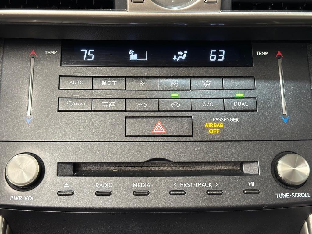 Lexus IS 250 RWD 2015