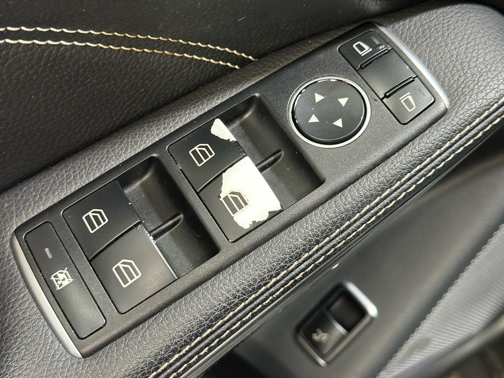 Mercedes-Benz GLA-Class GLA250 2019