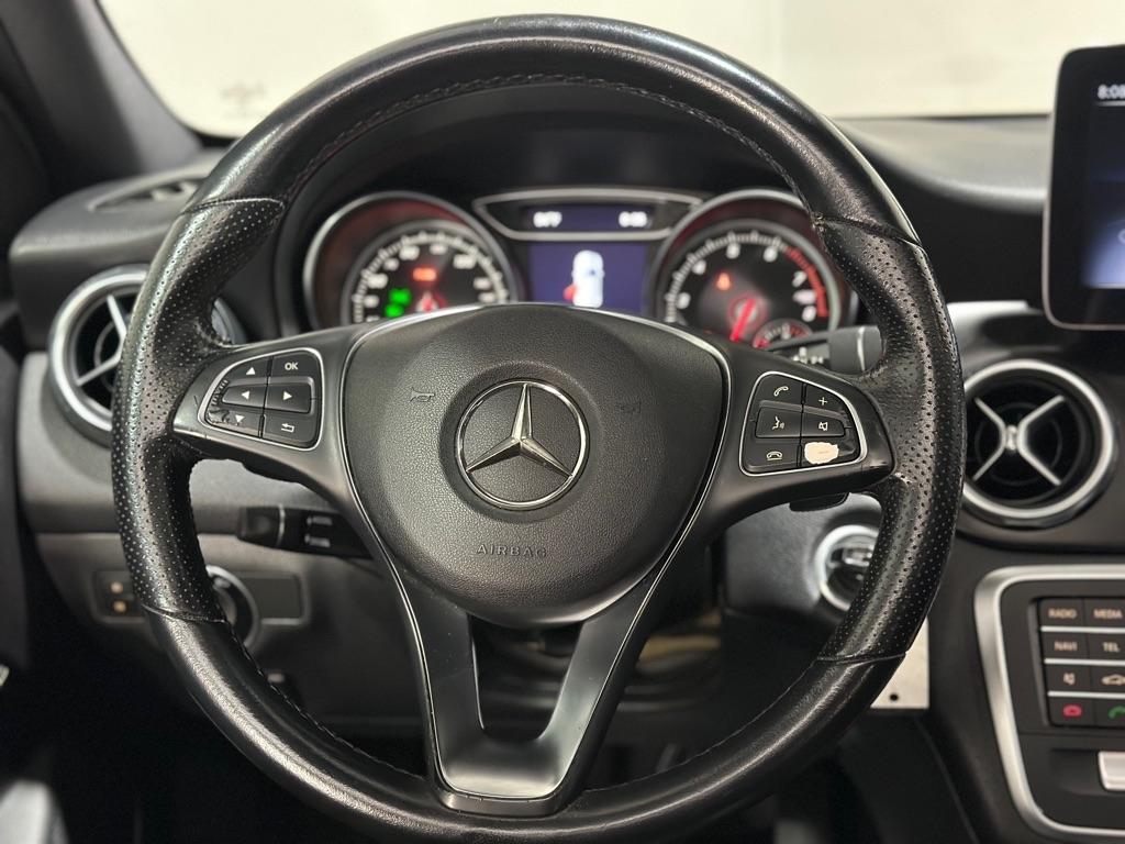 Mercedes-Benz GLA-Class GLA250 2019