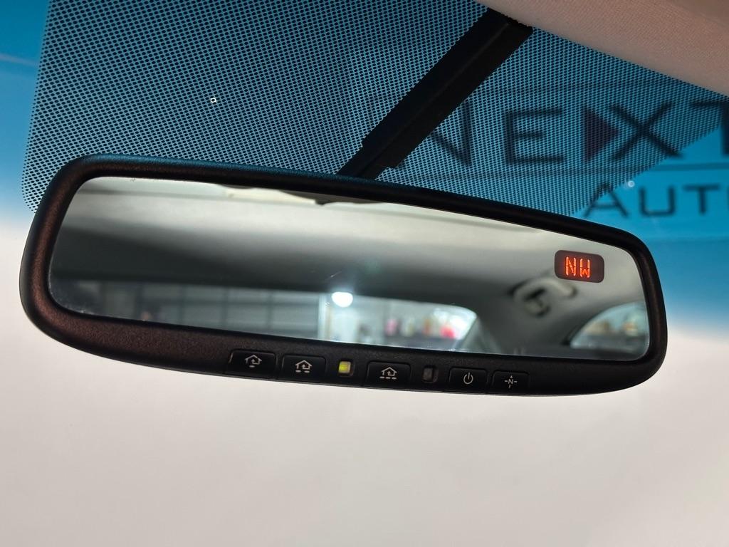 Nissan Maxima S 2011