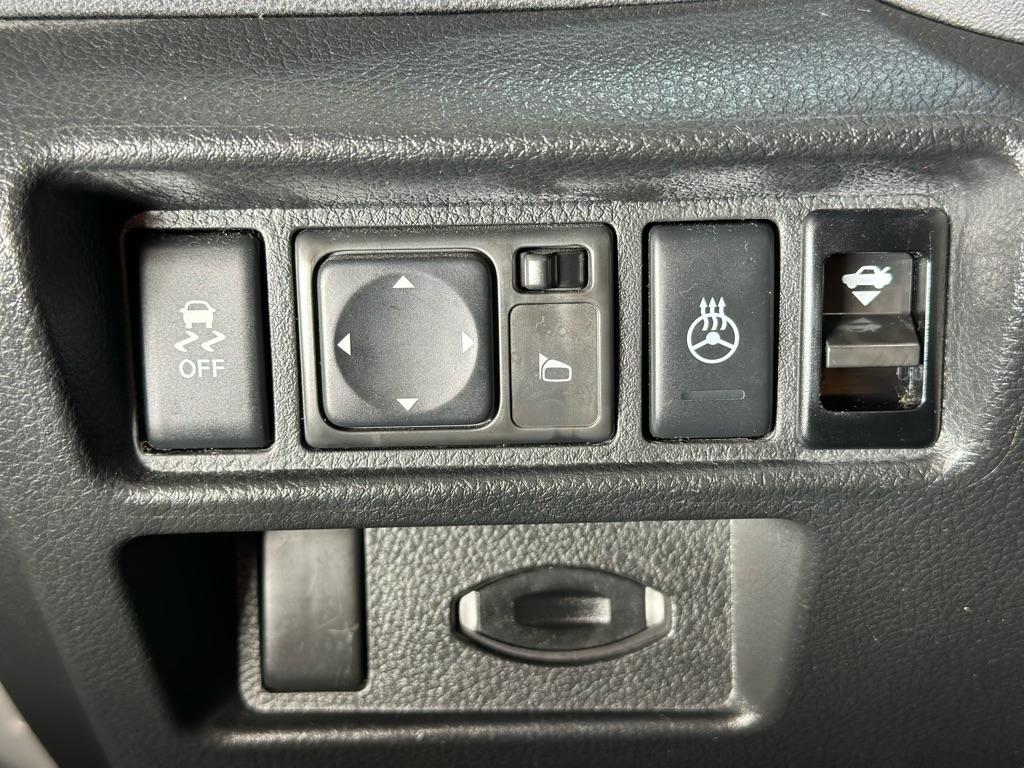 Nissan Maxima S 2011