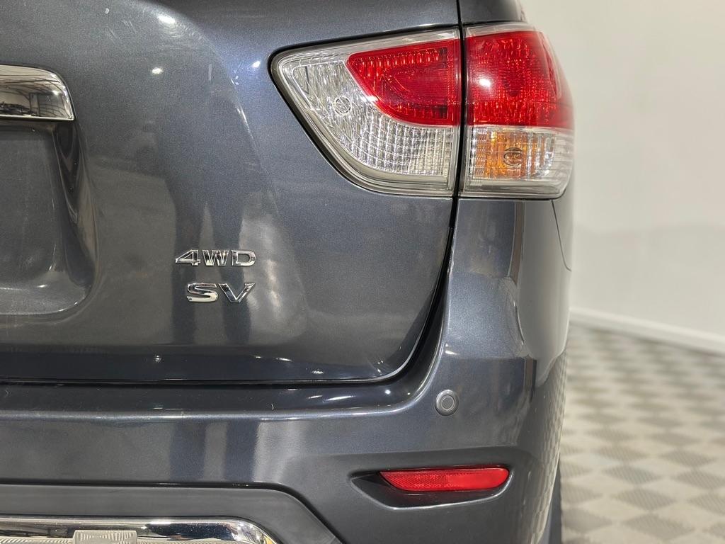 Nissan Pathfinder S 4WD 2013