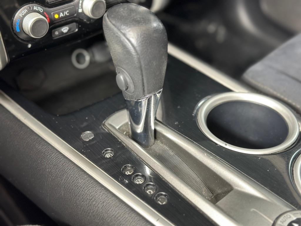 Nissan Pathfinder S 4WD 2013