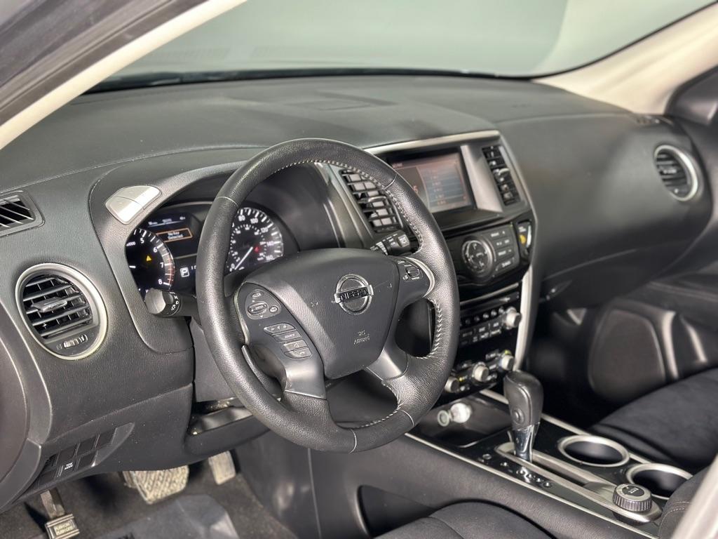 Nissan Pathfinder S 4WD 2013