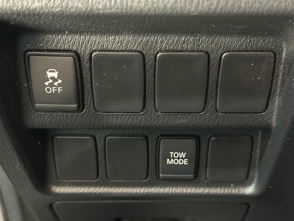 Nissan Pathfinder S 4WD 2017