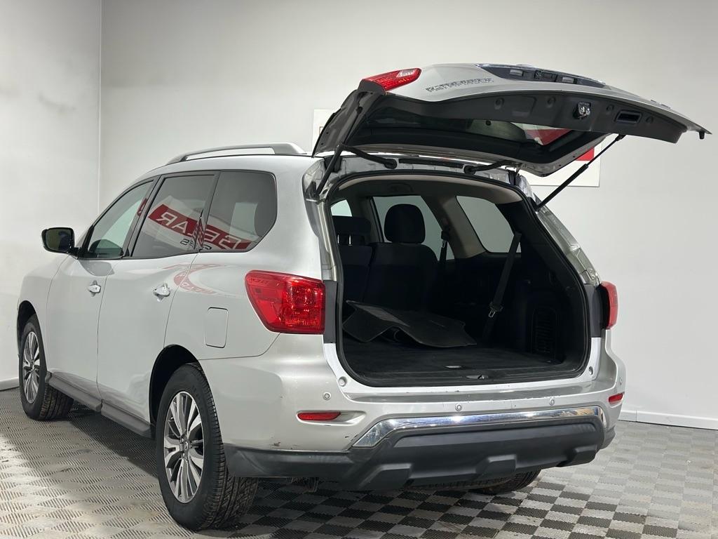 Nissan Pathfinder S 4WD 2017