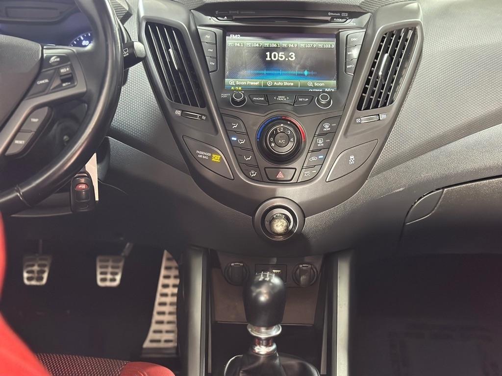 Hyundai Veloster Turbo 6MT 2016