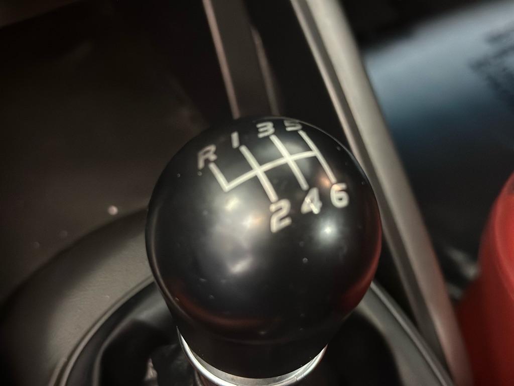 Hyundai Veloster Turbo 6MT 2016