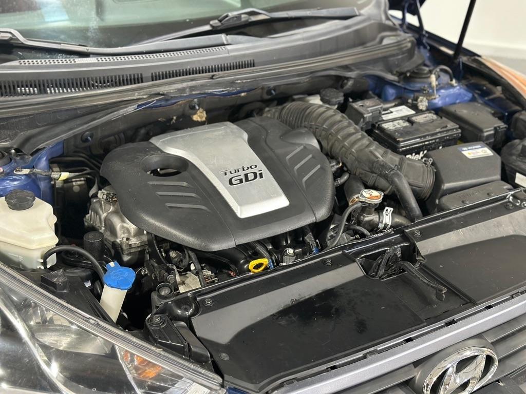 Hyundai Veloster Turbo 6MT 2016