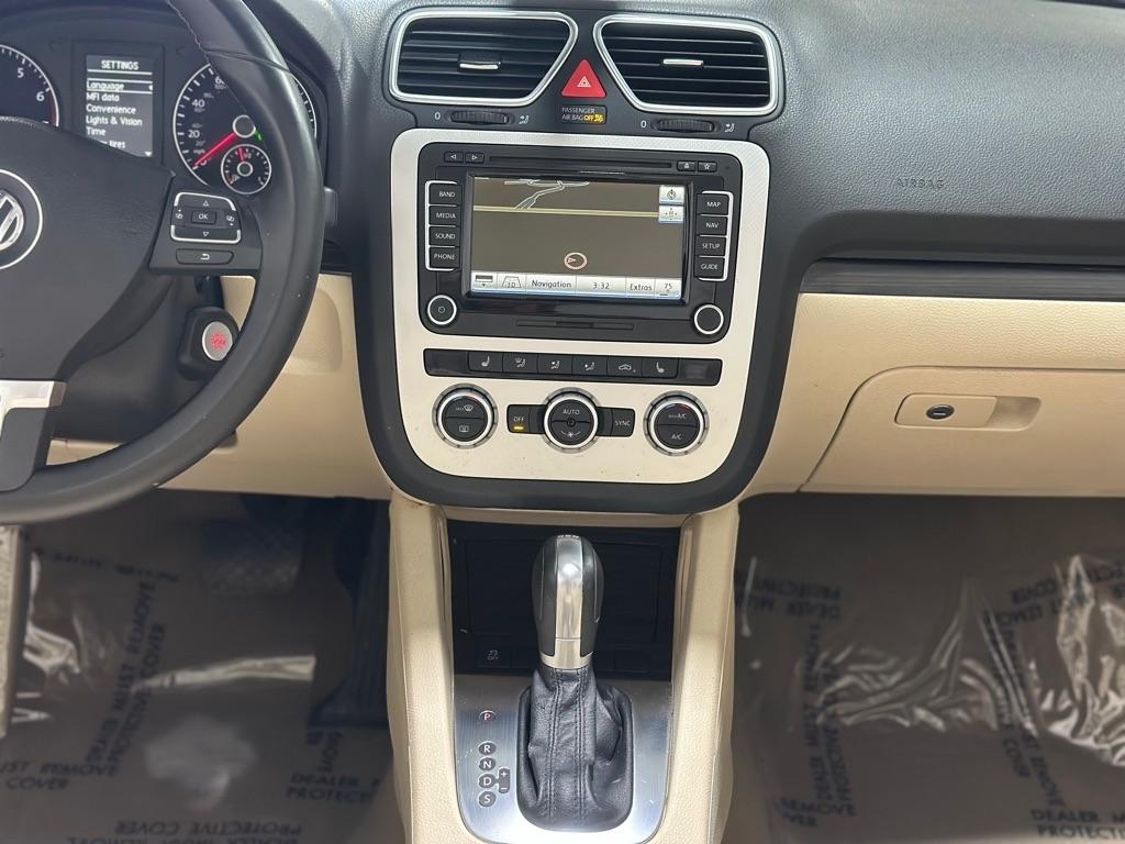 Volkswagen Eos Lux 2013