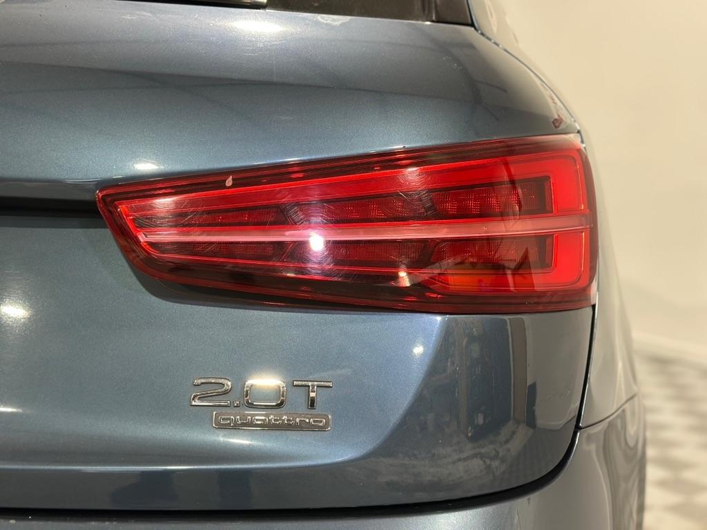 Audi Q3 2.0T quattro Premium Plus 2016