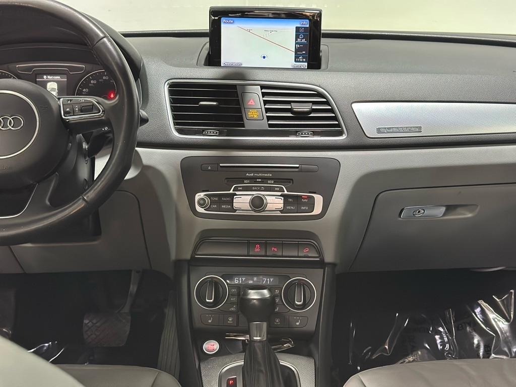 Audi Q3 2.0T quattro Premium Plus 2016