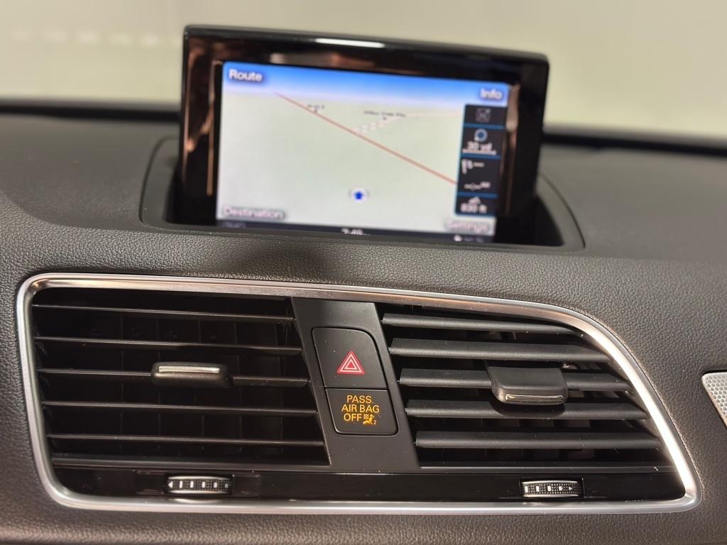 Audi Q3 2.0T quattro Premium Plus 2016