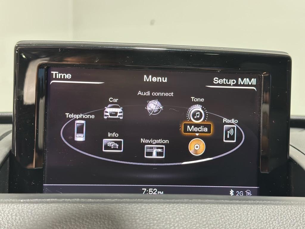 Audi Q3 2.0T quattro Premium Plus 2016