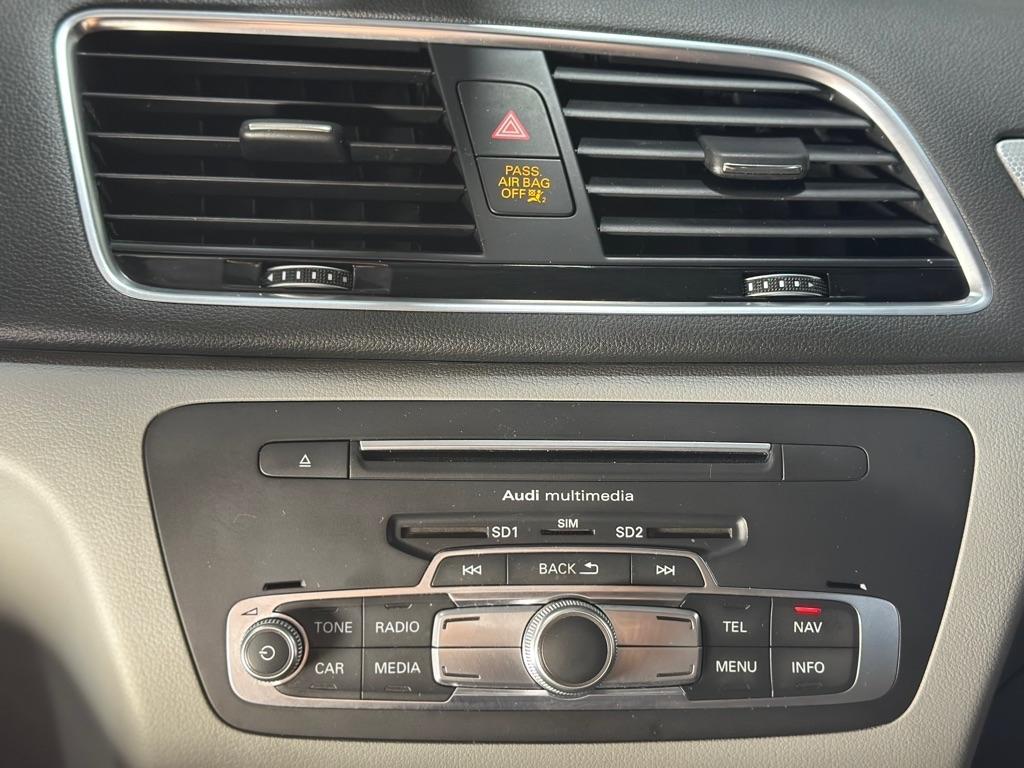 Audi Q3 2.0T quattro Premium Plus 2016