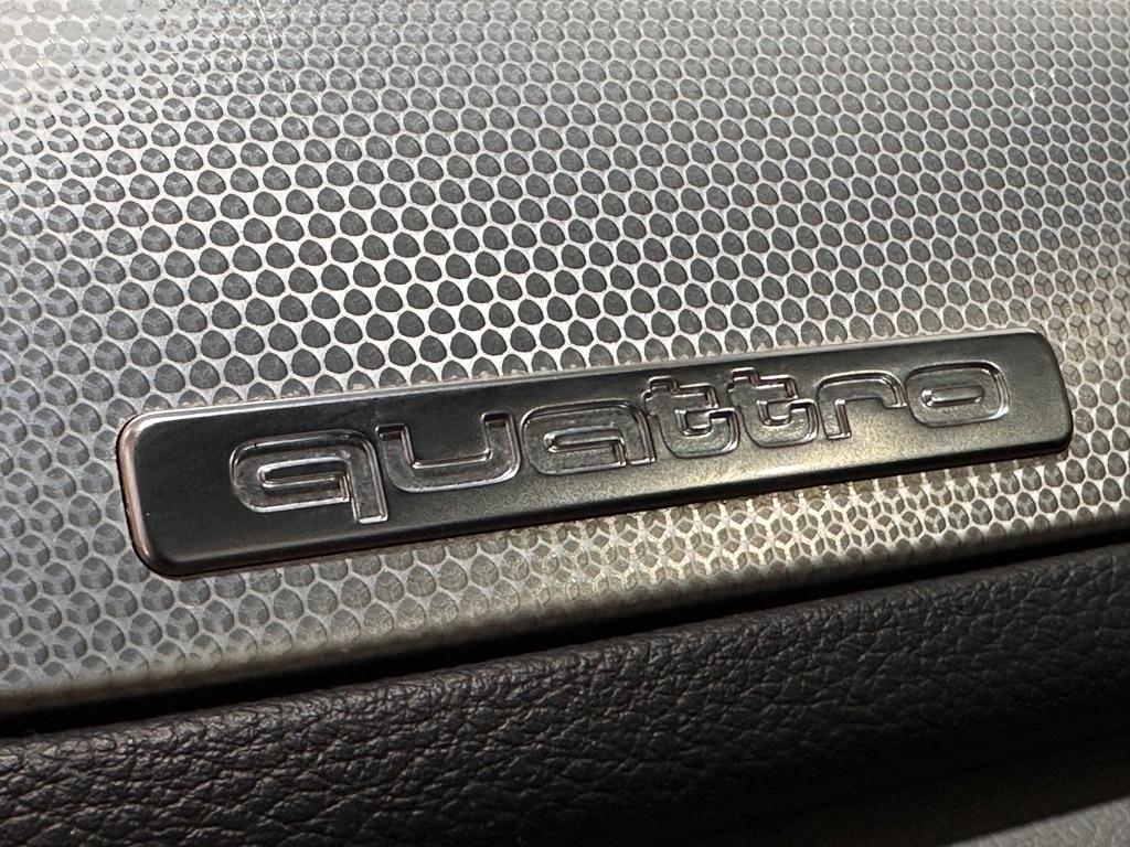 Audi Q3 2.0T quattro Premium Plus 2016