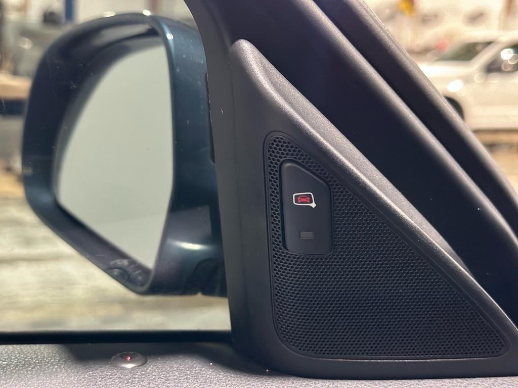 Audi Q3 2.0T quattro Premium Plus 2016