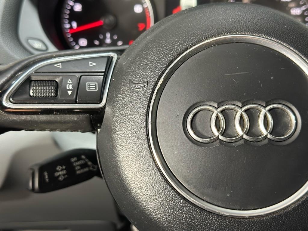 Audi Q3 2.0T quattro Premium Plus 2016