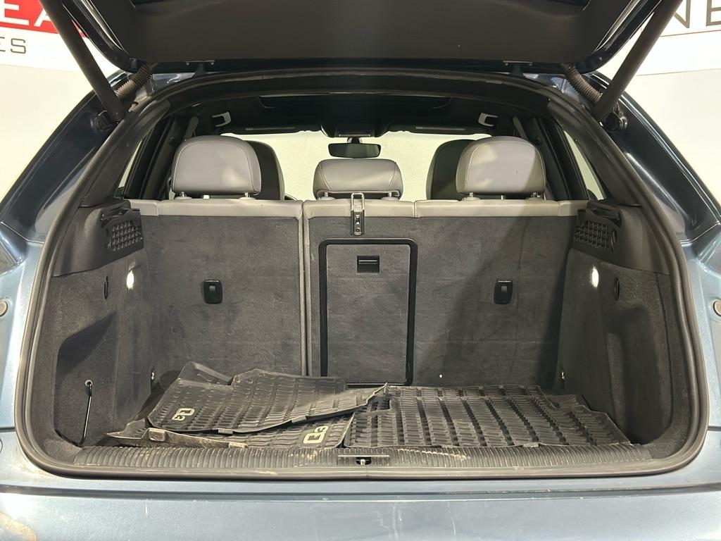 Audi Q3 2.0T quattro Premium Plus 2016