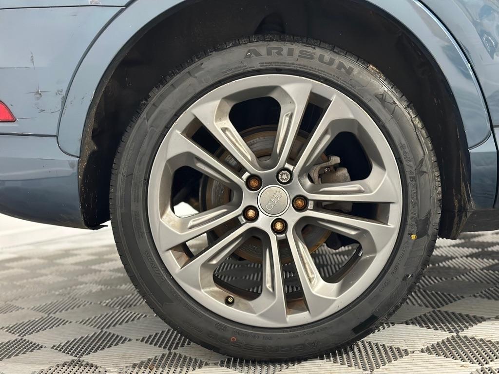 Audi Q3 2.0T quattro Premium Plus 2016