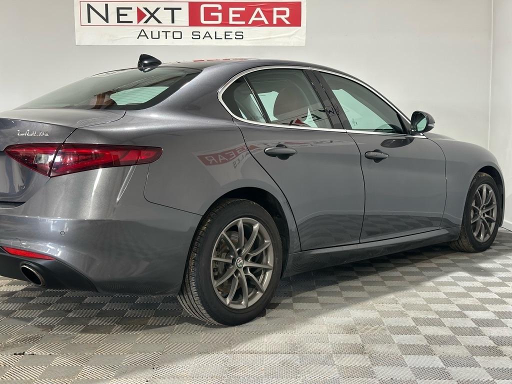 Alfa Romeo Giulia Base AWD 2017