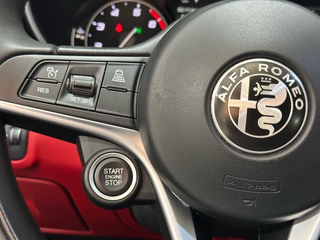 Alfa Romeo Giulia Base AWD 2017