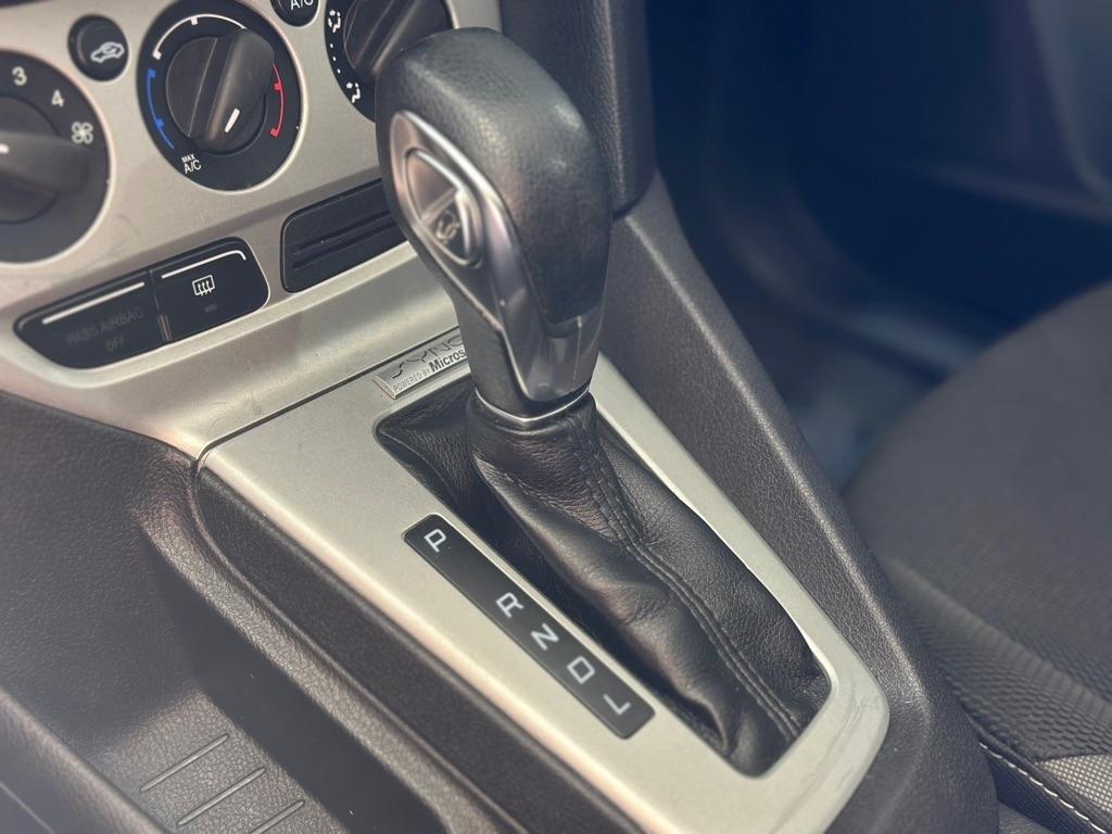 Ford Focus SE Sedan 2014