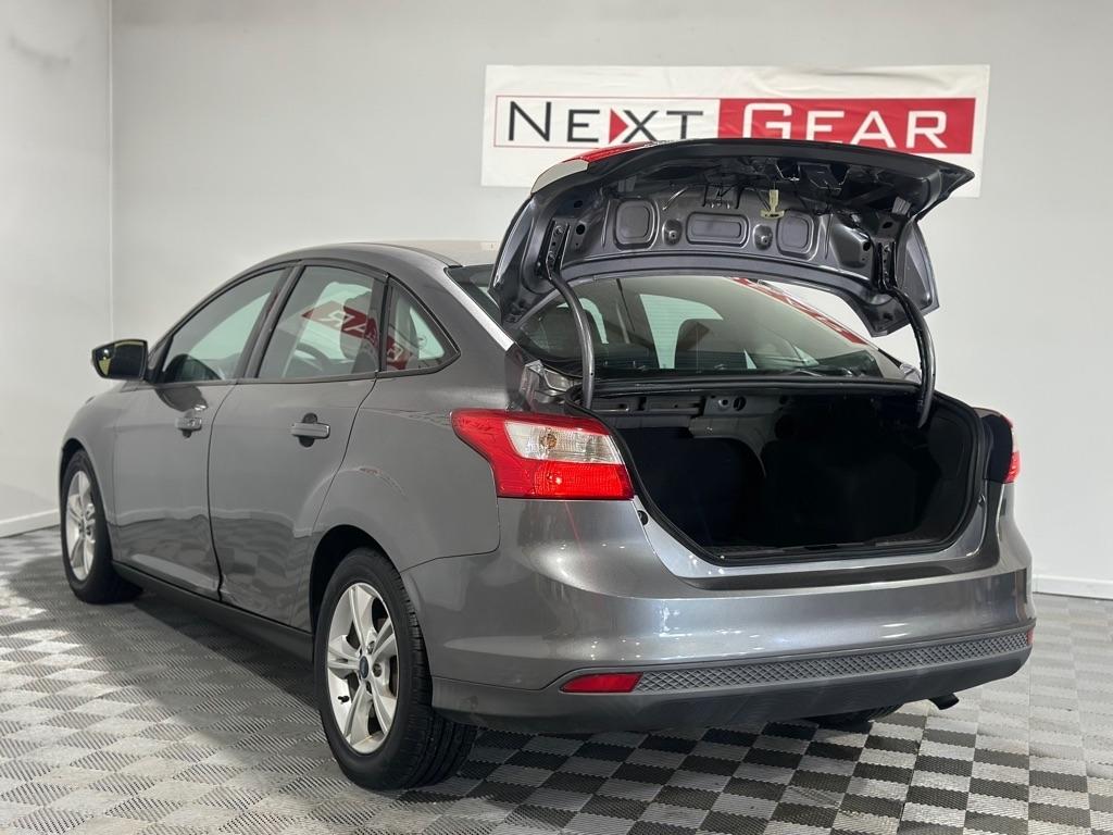 Ford Focus SE Sedan 2014