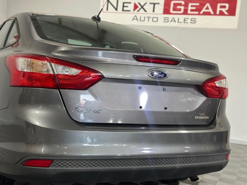 Ford Focus SE Sedan 2014