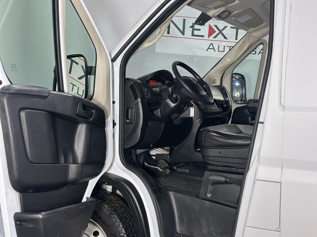 RAM Promaster 1500 Low Roof Tradesman 136-in. WB 2019