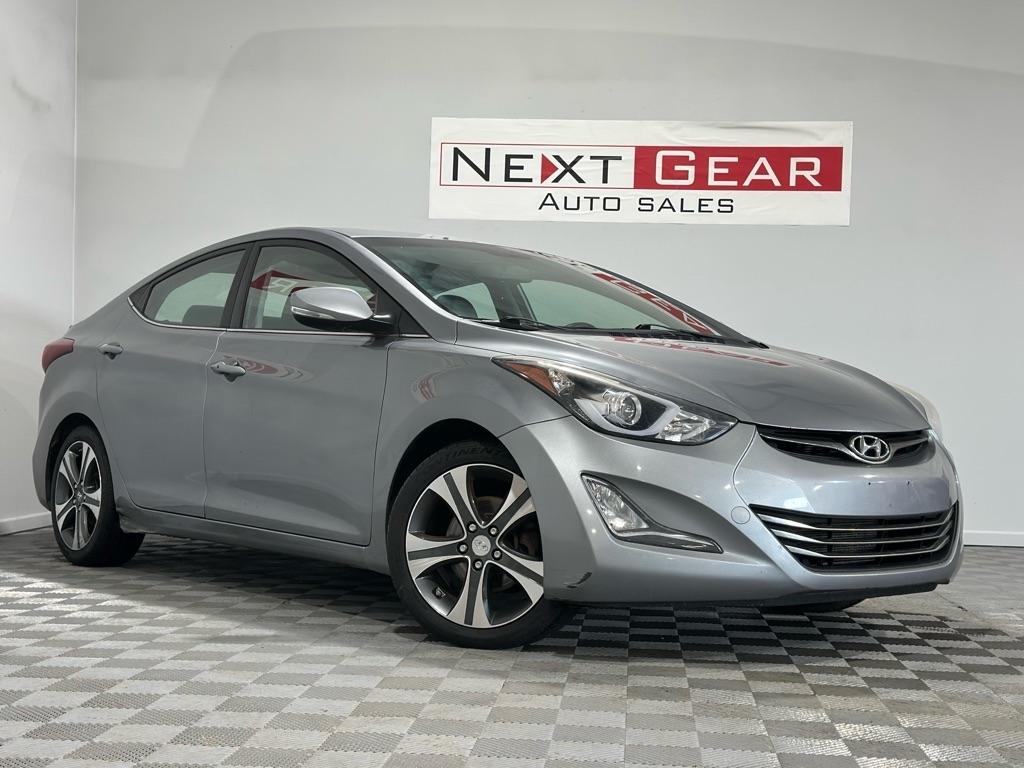 Hyundai Elantra SE 6AT 2015