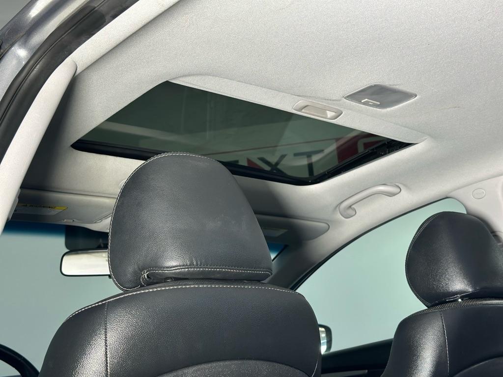 Hyundai Elantra SE 6AT 2015