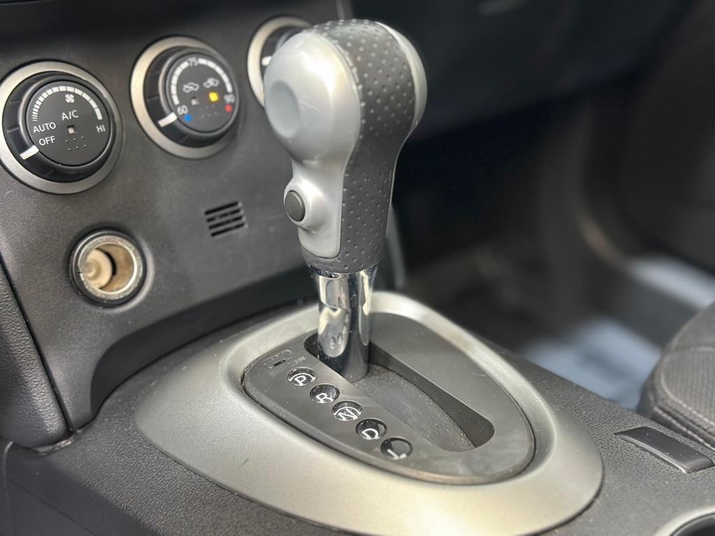 Nissan Rogue S 2WD 2012