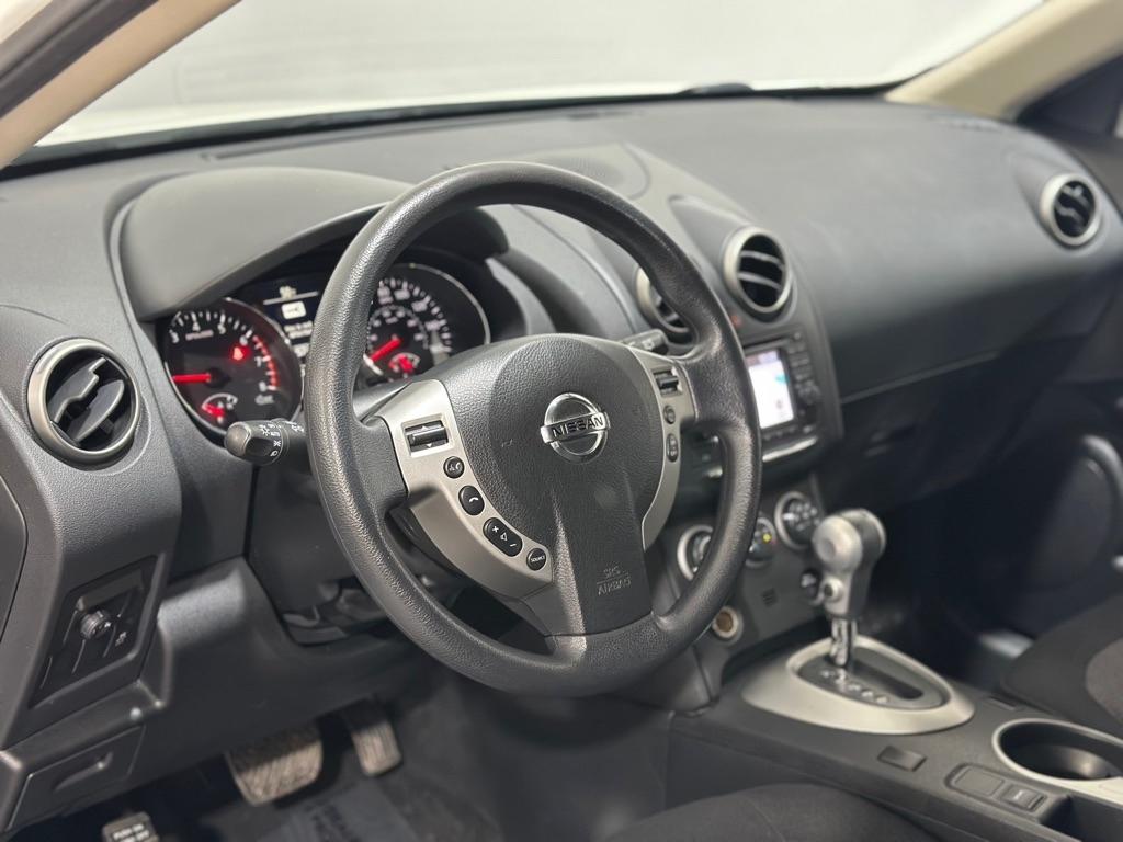 Nissan Rogue S 2WD 2012