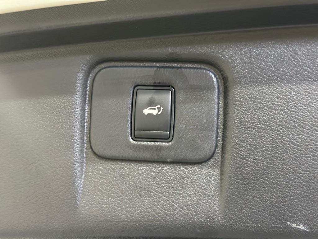 Nissan Murano S AWD 2015