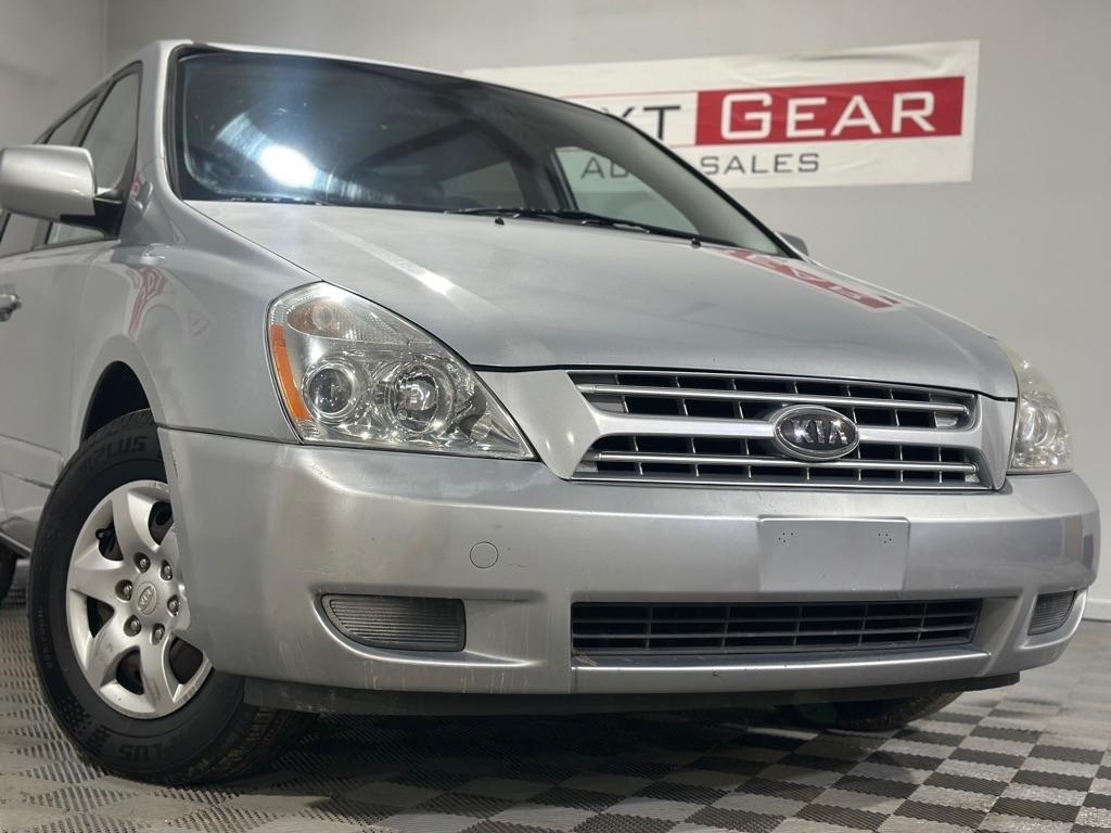 Kia Sedona Base SWB 2009