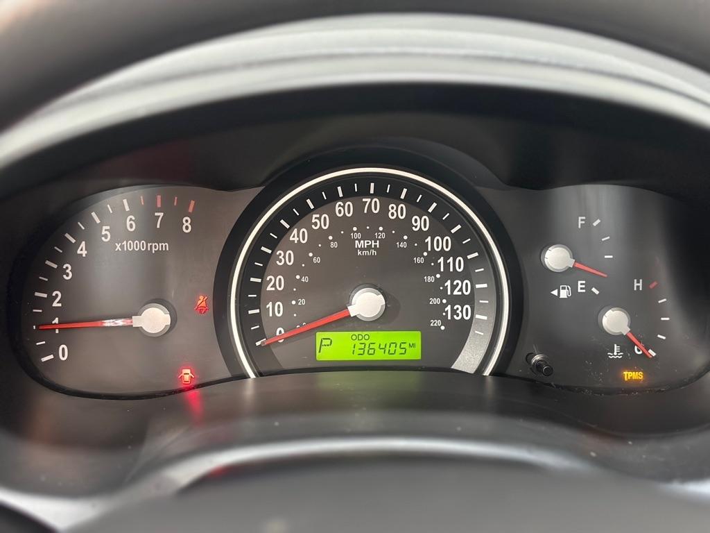 Kia Sedona Base SWB 2009