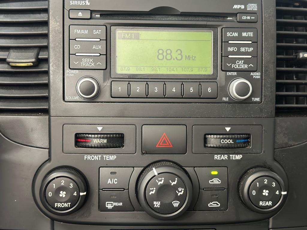 Kia Sedona Base SWB 2009