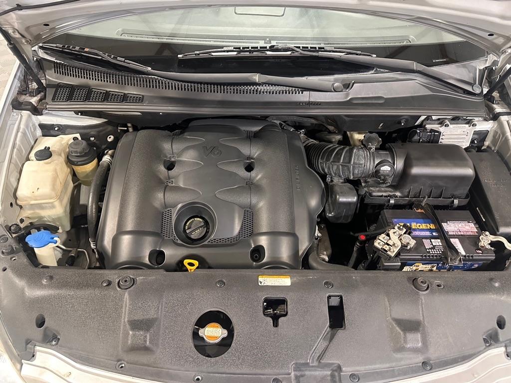 Kia Sedona Base SWB 2009