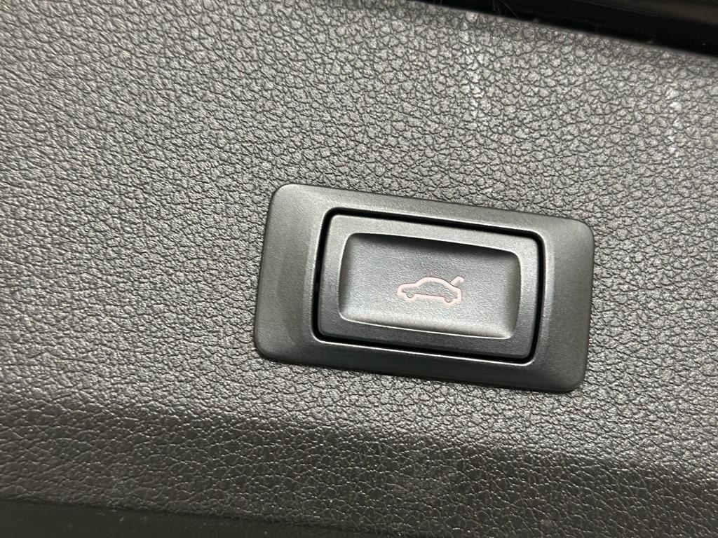 Audi Q7 3.0T Premium Plus quattro 2015