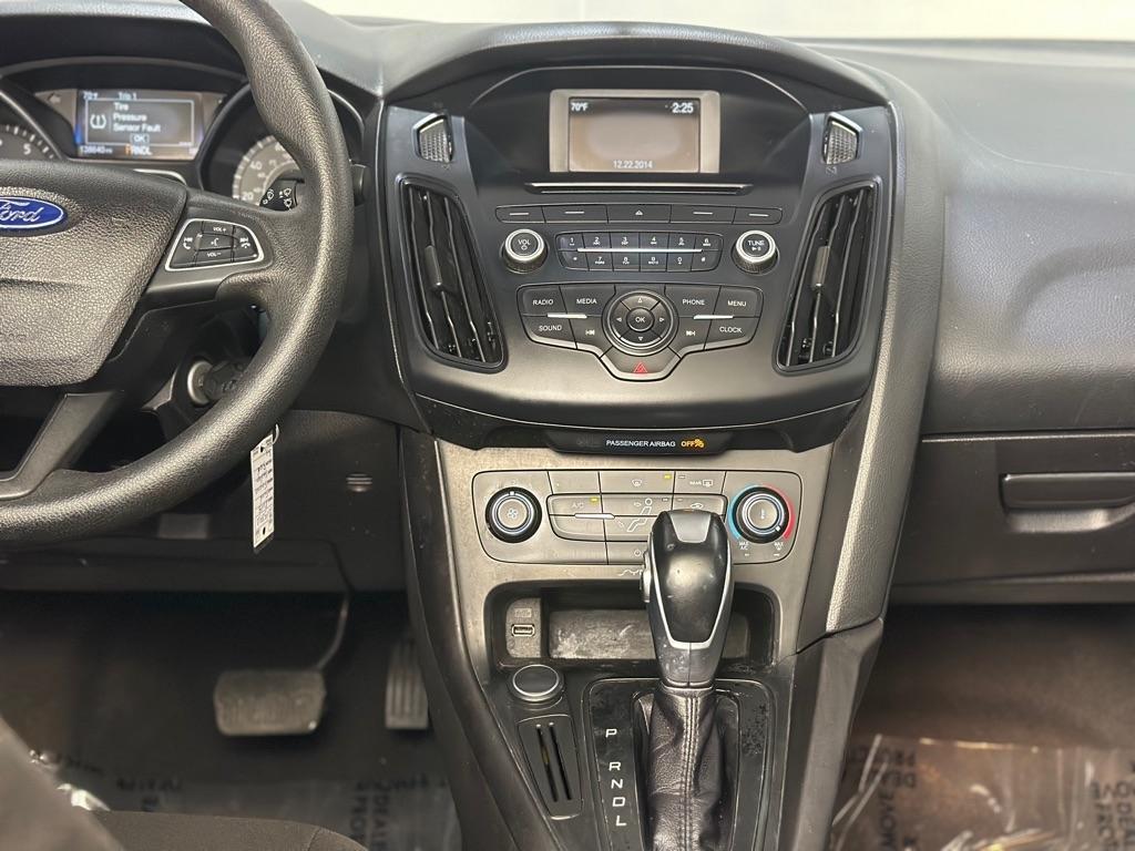 Ford Focus SE Sedan 2015