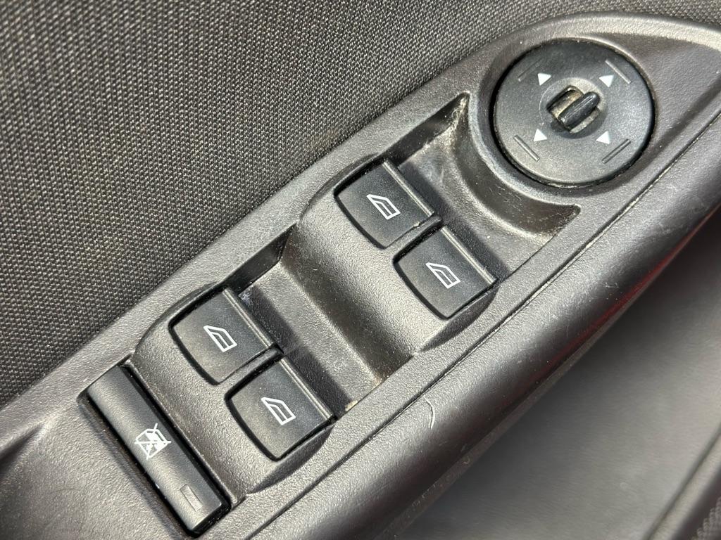 Ford Focus SE Sedan 2015