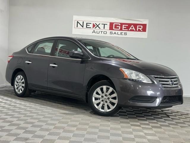 Gray 2013 Nissan Sentra SV Sedan Front-Wheel Drive Continuously Variable Transmission
