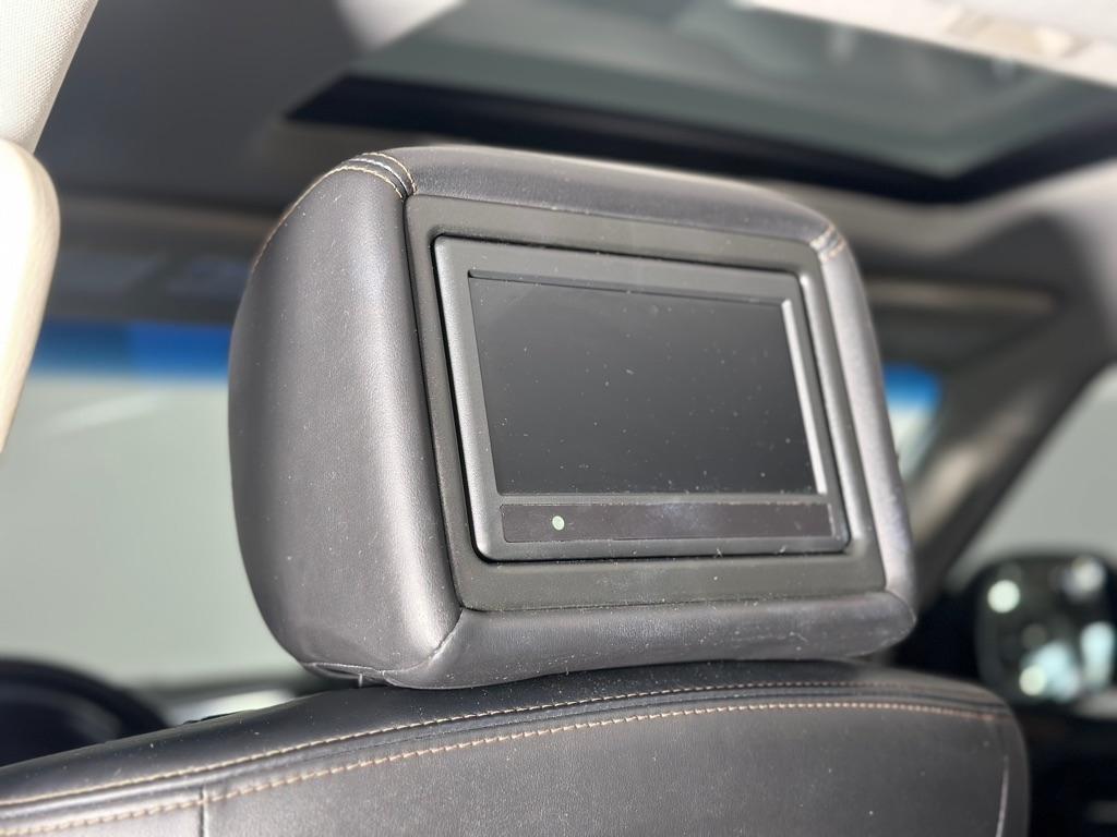 Nissan Armada Platinum 2WD 2017