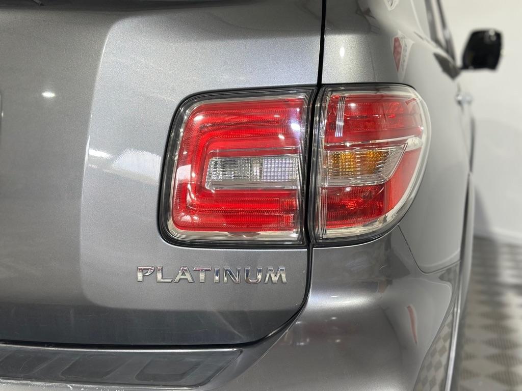 Nissan Armada Platinum 2WD 2017