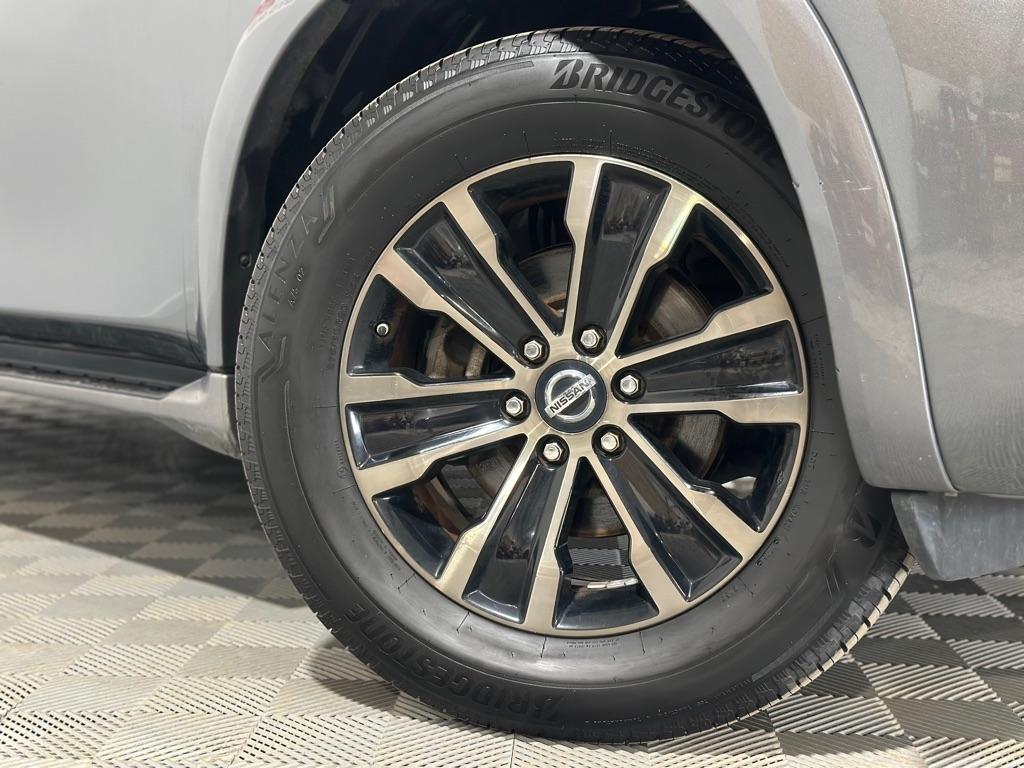 Nissan Armada Platinum 2WD 2017